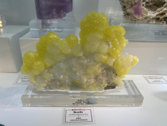 Pakistani gemstones shine at Nanjing expo as bilateral miner